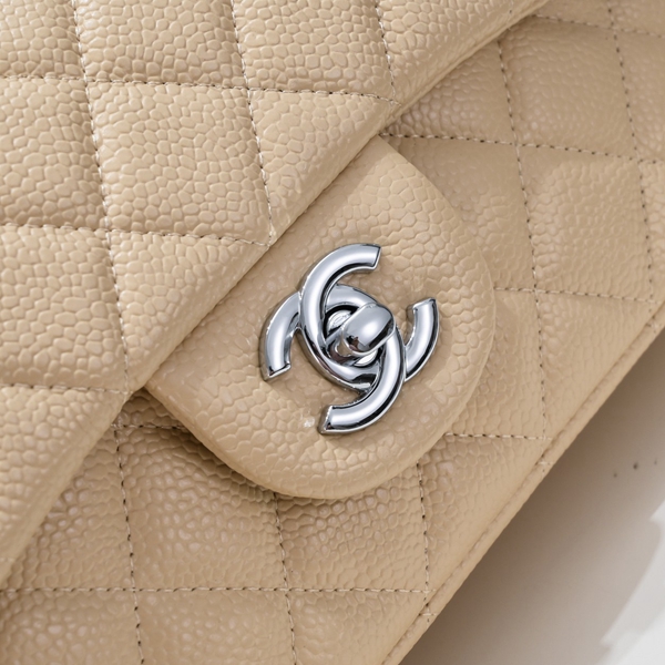 シャネルバッグ素材ディテール